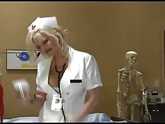 سحق فظيع والسماح للرجل يمارس الجنس مع الحمار سكسي افلام نيج ضيق مع خرطوم كبير