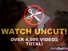 حصلت سكسي جماعي مترجم الحلمة لطيف غير مأهولة ديك في الحمار