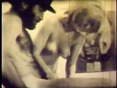 مصاصة شابة جميلة فلم سكسي افغاني محرومة من العذرية